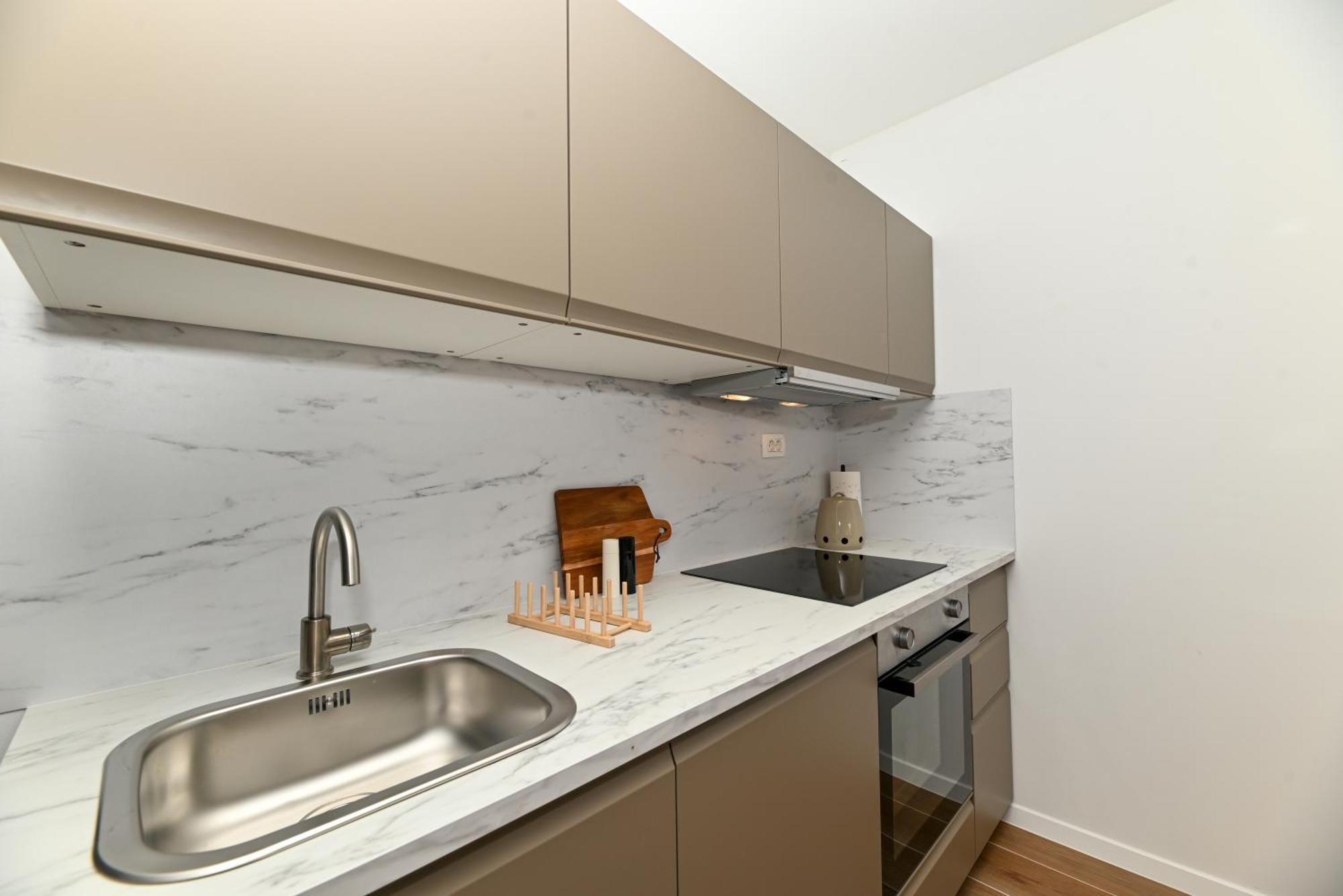 Downtown Apartments Maar Trogir Bagian luar foto