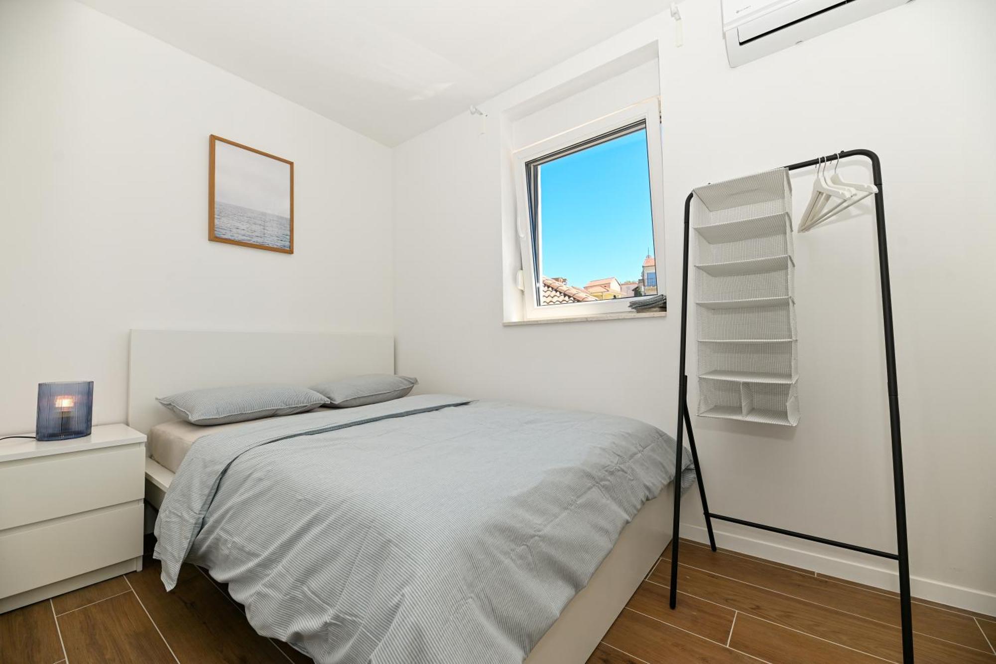 Downtown Apartments Maar Trogir Bagian luar foto