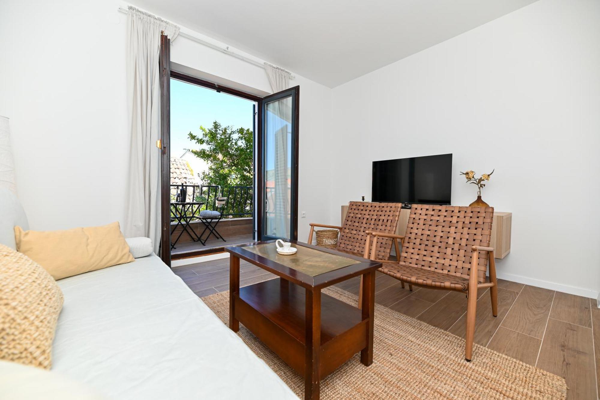 Downtown Apartments Maar Trogir Bagian luar foto